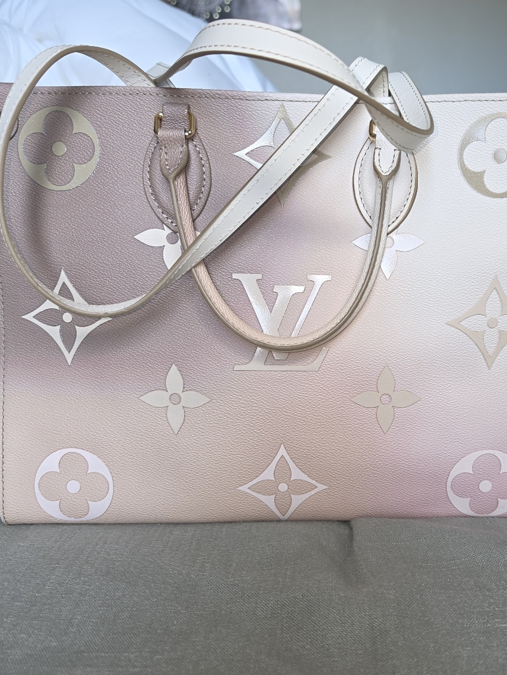 Louis Vuitton Beige/ Pink Gradient Monogram Tote